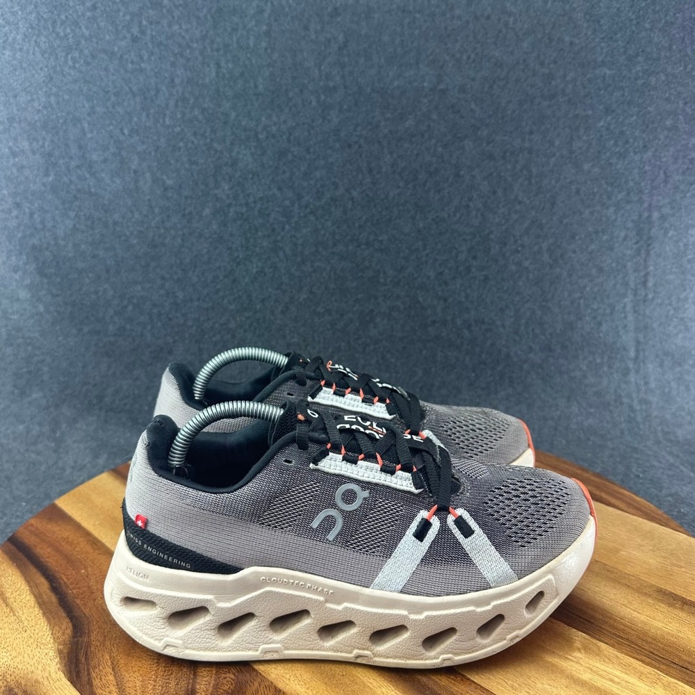 ON Cloudeclipse 3WD30092317 Fade Sand Grey Running Shoes Women's Size 7